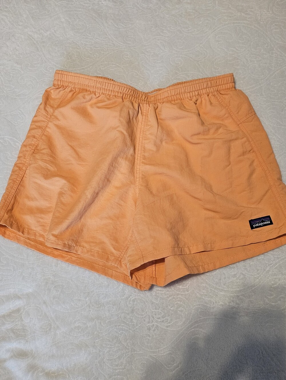 Patagonia Women's Barely Baggies Shorts 2.5" – Peach Sherbet (Size Medium)